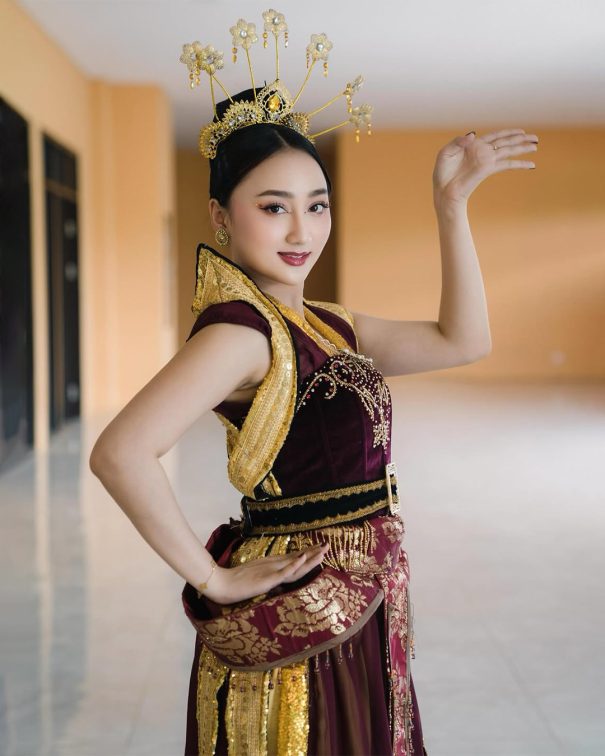 Sandrina acara Festival Bakat Istimewa